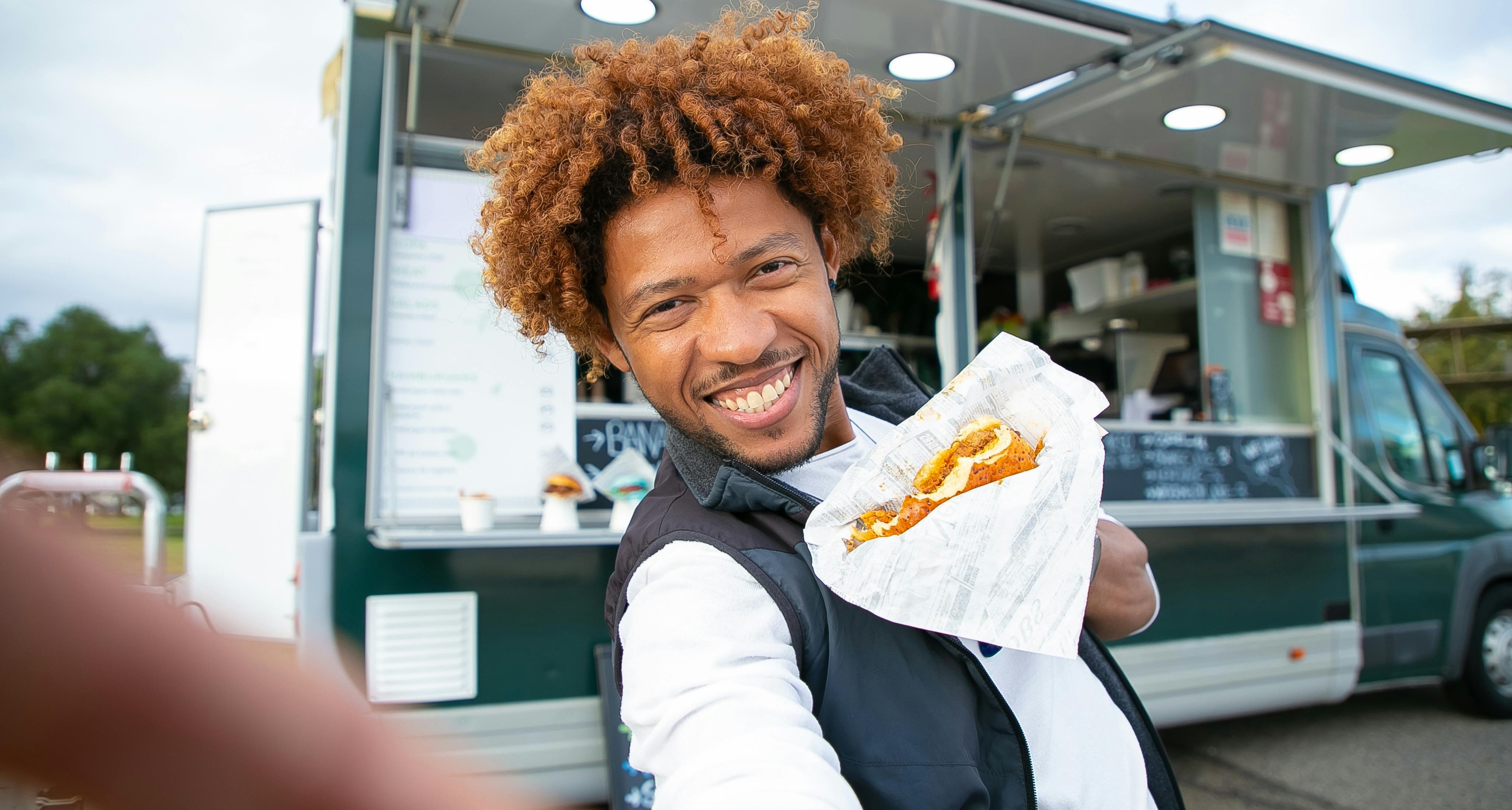 Foodtruck pour une soirée à thème, Book My FoodTruck, cuisine adaptée à votre événement spécial