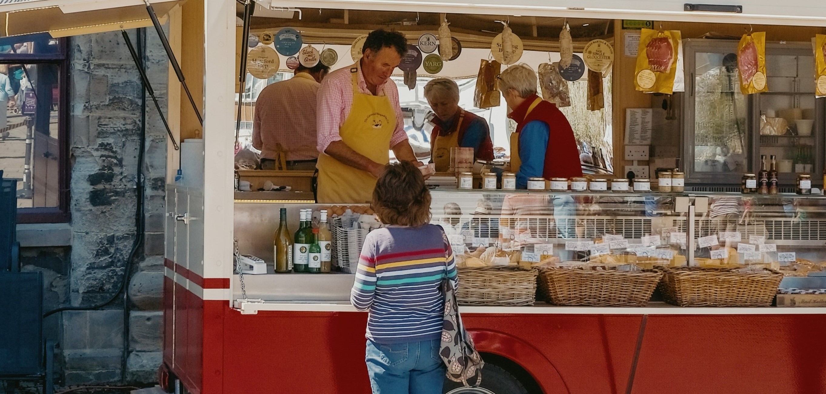 Foodtruck pour fêtes d'enfants, Book My FoodTruck, repas amusants et adaptés aux petits.