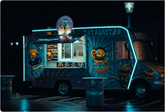 Foodtruck friterie, traiteur Book My FoodTruck, frites croustillantes gourmandes.