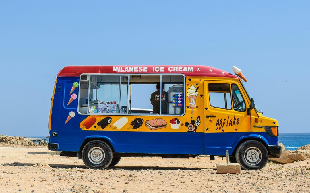 Foodtruck pour les fêtes de fin d'année, Book My FoodTruck, délices culinaires pour rendre tes événements spéciaux